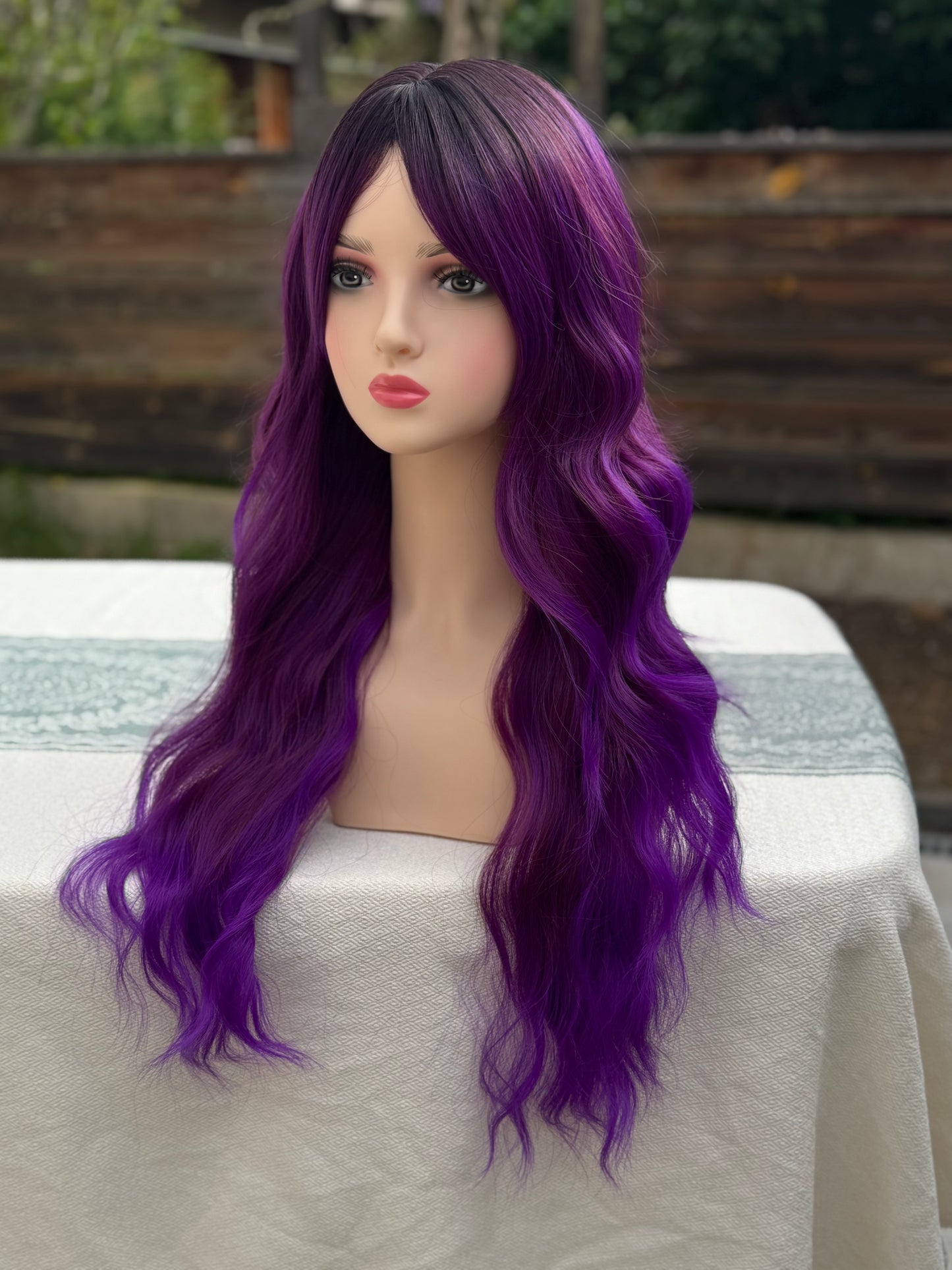 Long Blonde Synthetic Wig - Product to duplicate