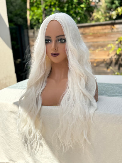 Long Blonde Synthetic Wig - Product to duplicate