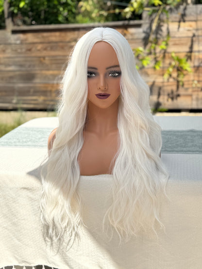 Long Blonde Synthetic Wig - Product to duplicate