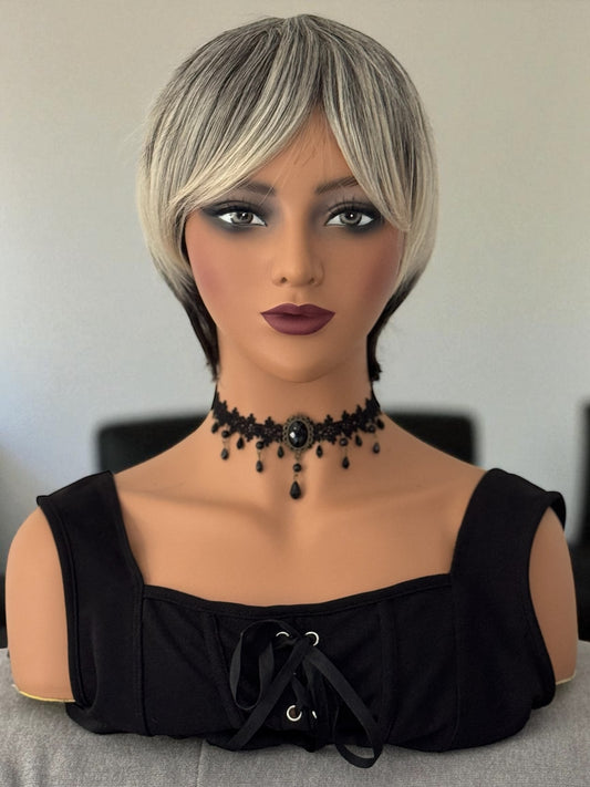 Perruque Synthétique Courte Pixie Blonde